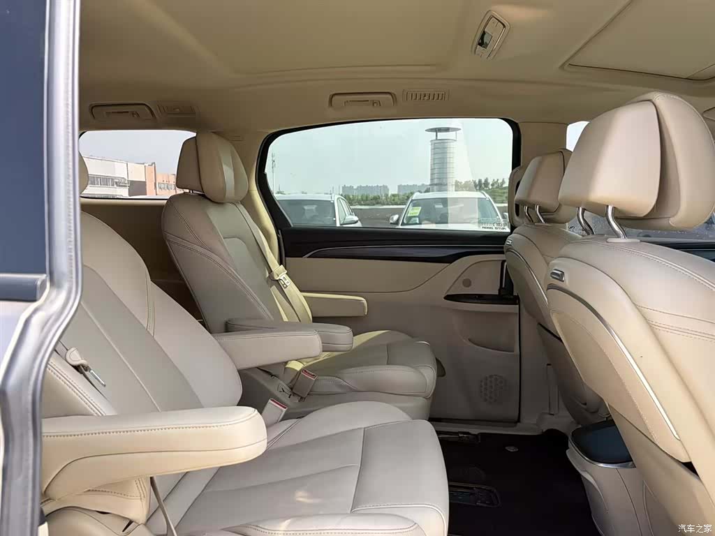 Buick GL8, 2023 14
