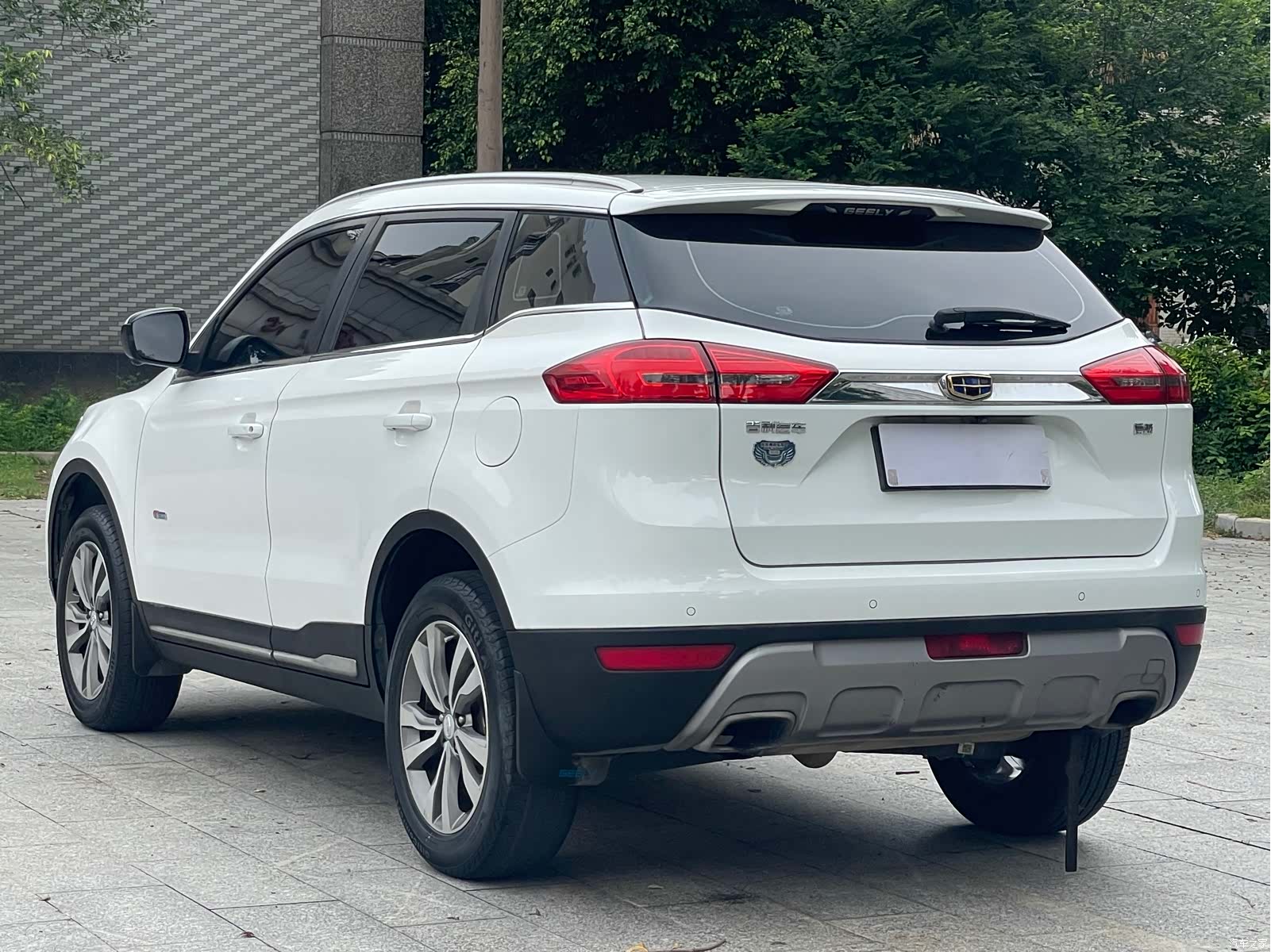 Geely Boyue, 2016 17