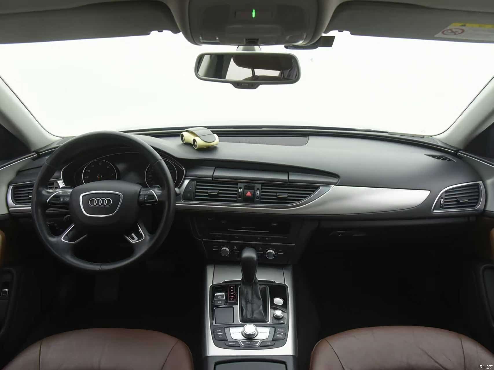 Audi A6L, 2019 все фото
