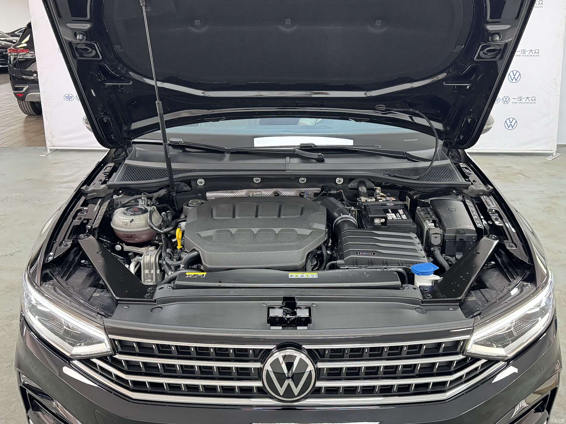 Volkswagen Magotan, 2026 20
