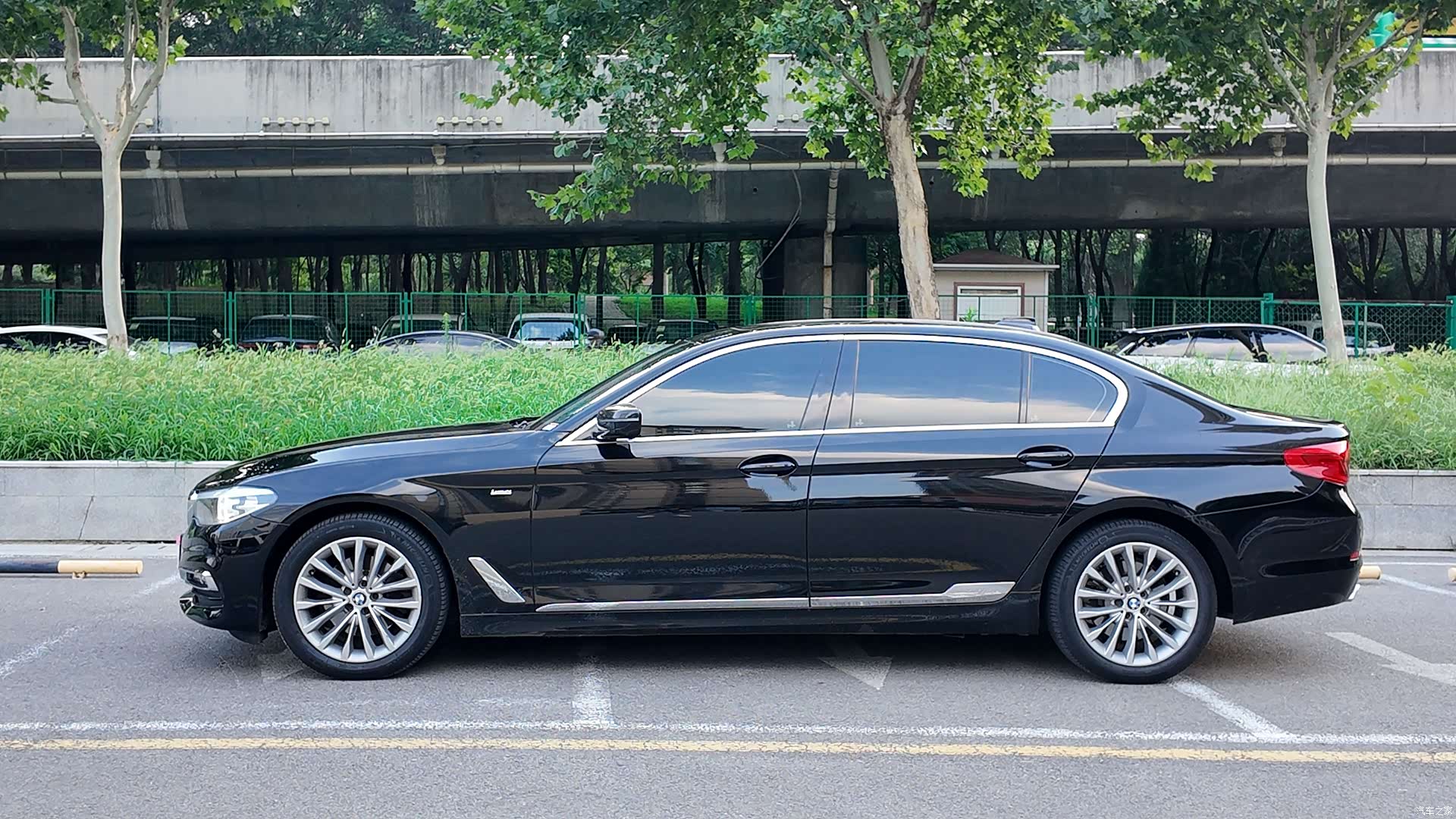 BMW 5 Series, 2018 все фото