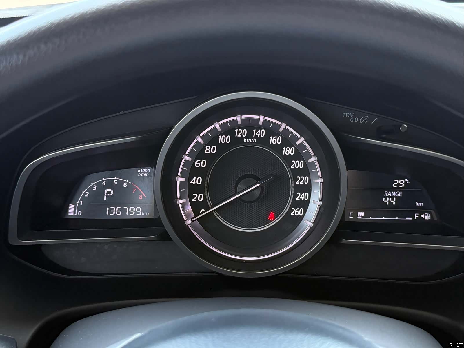 Mazda CX-4, 2016 11