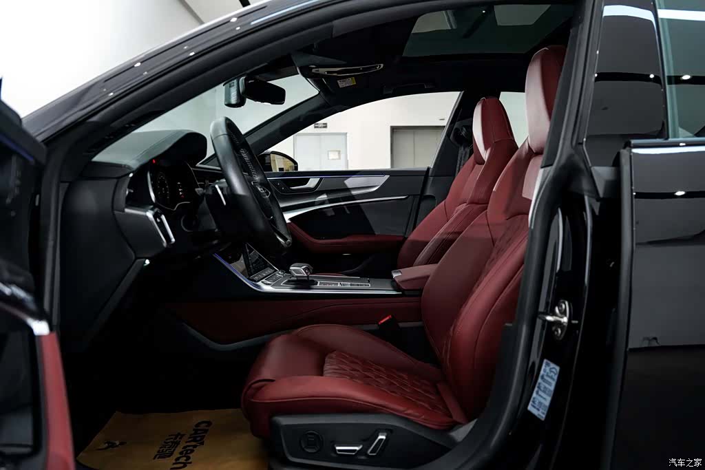 Audi A7L, 2024 25