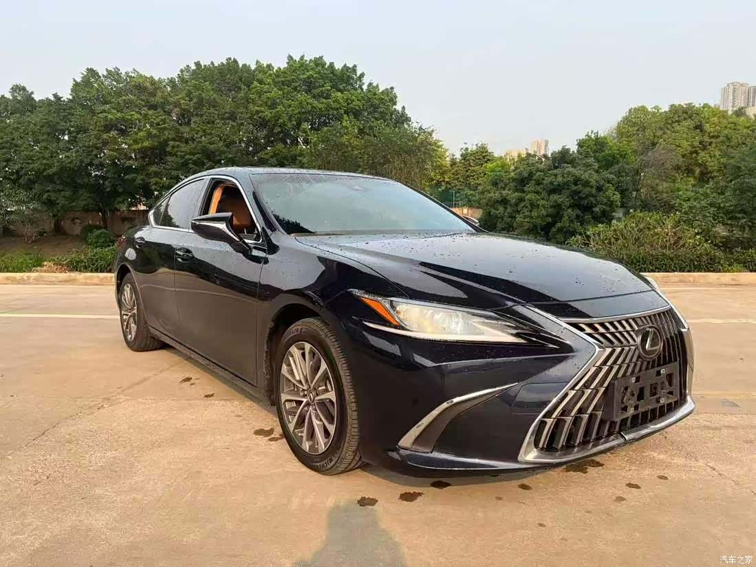 Lexus ES, 2023 3