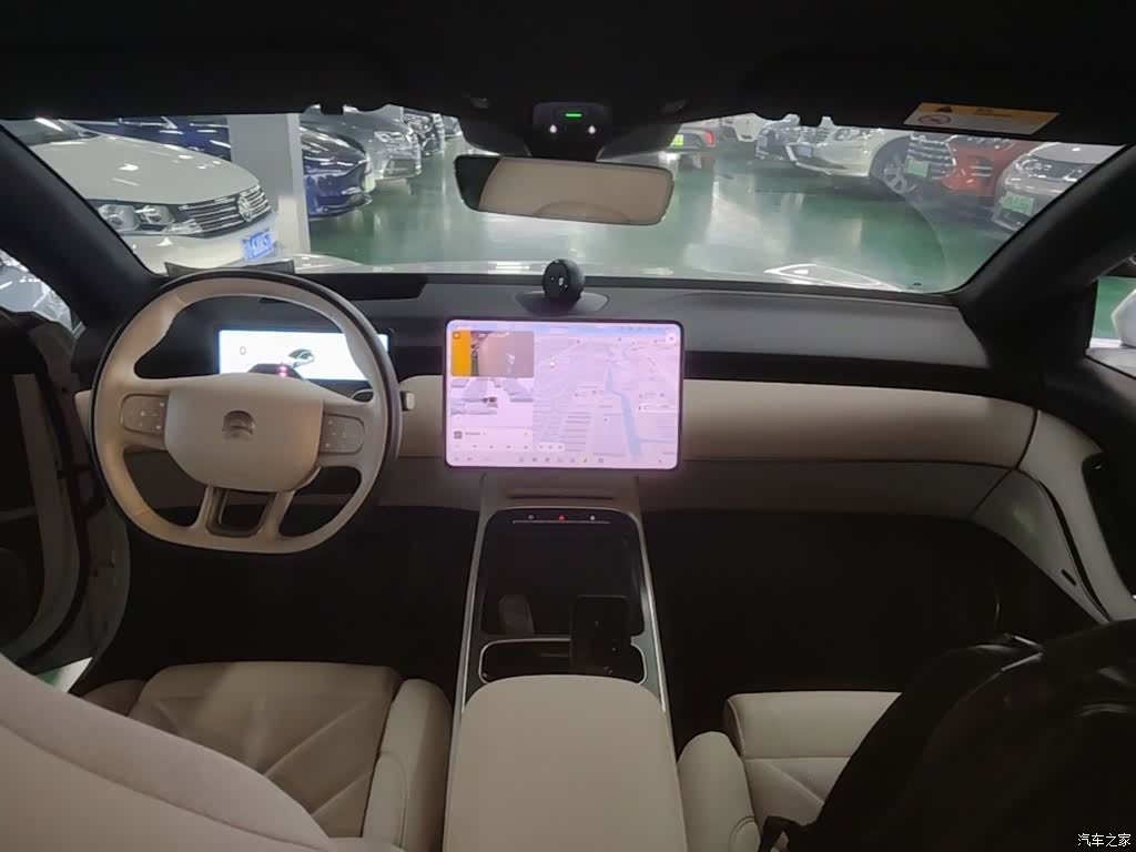 NIO ET5, 2025 10