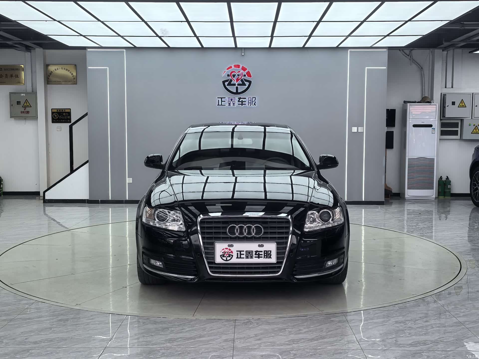Audi A6L, 2011 2