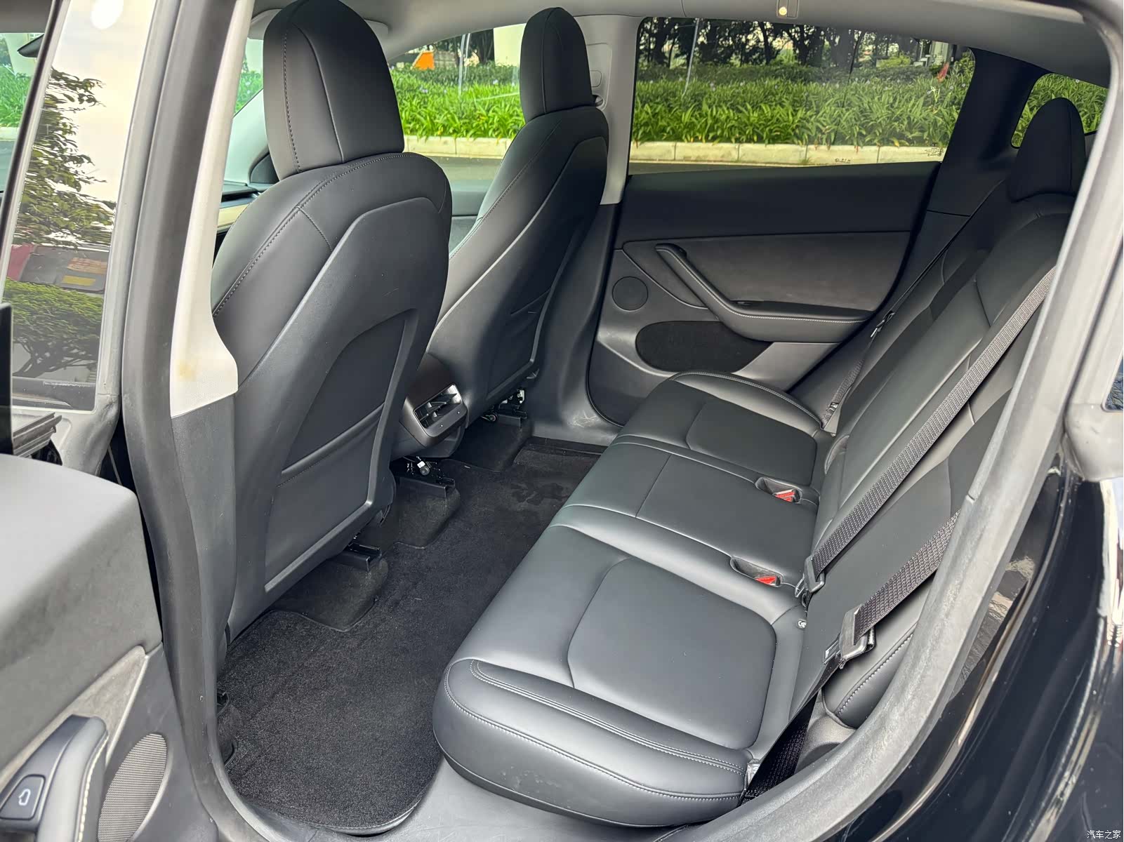 Tesla Model Y, 2021 9