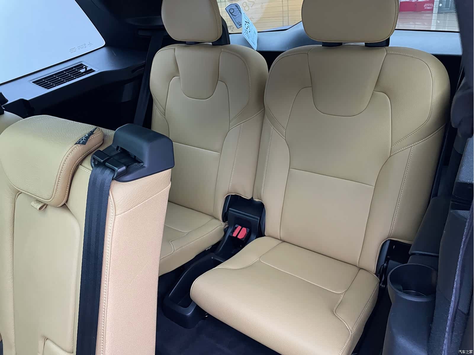 Volvo XC90, 2018 11