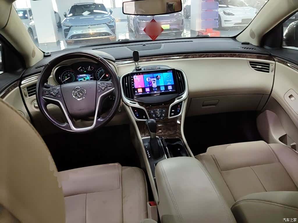 Buick LaCrosse, 2016 10
