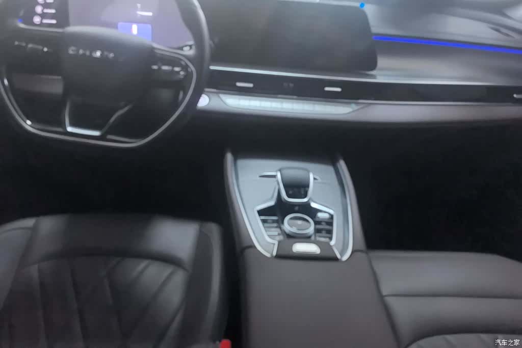 Chery Tiggo 8, 2025 16