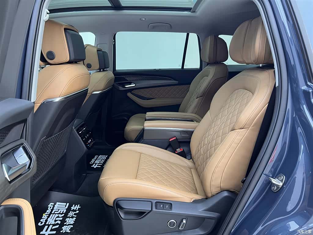Audi Q6, 2024 18