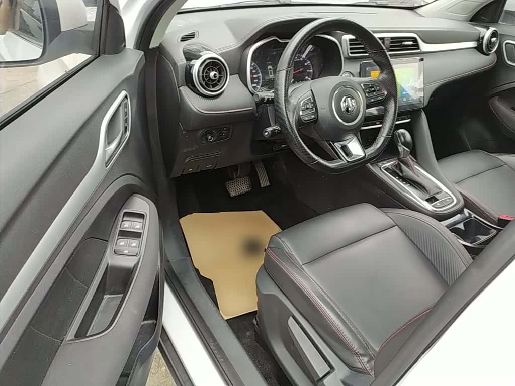 MG ZS, 2023 16