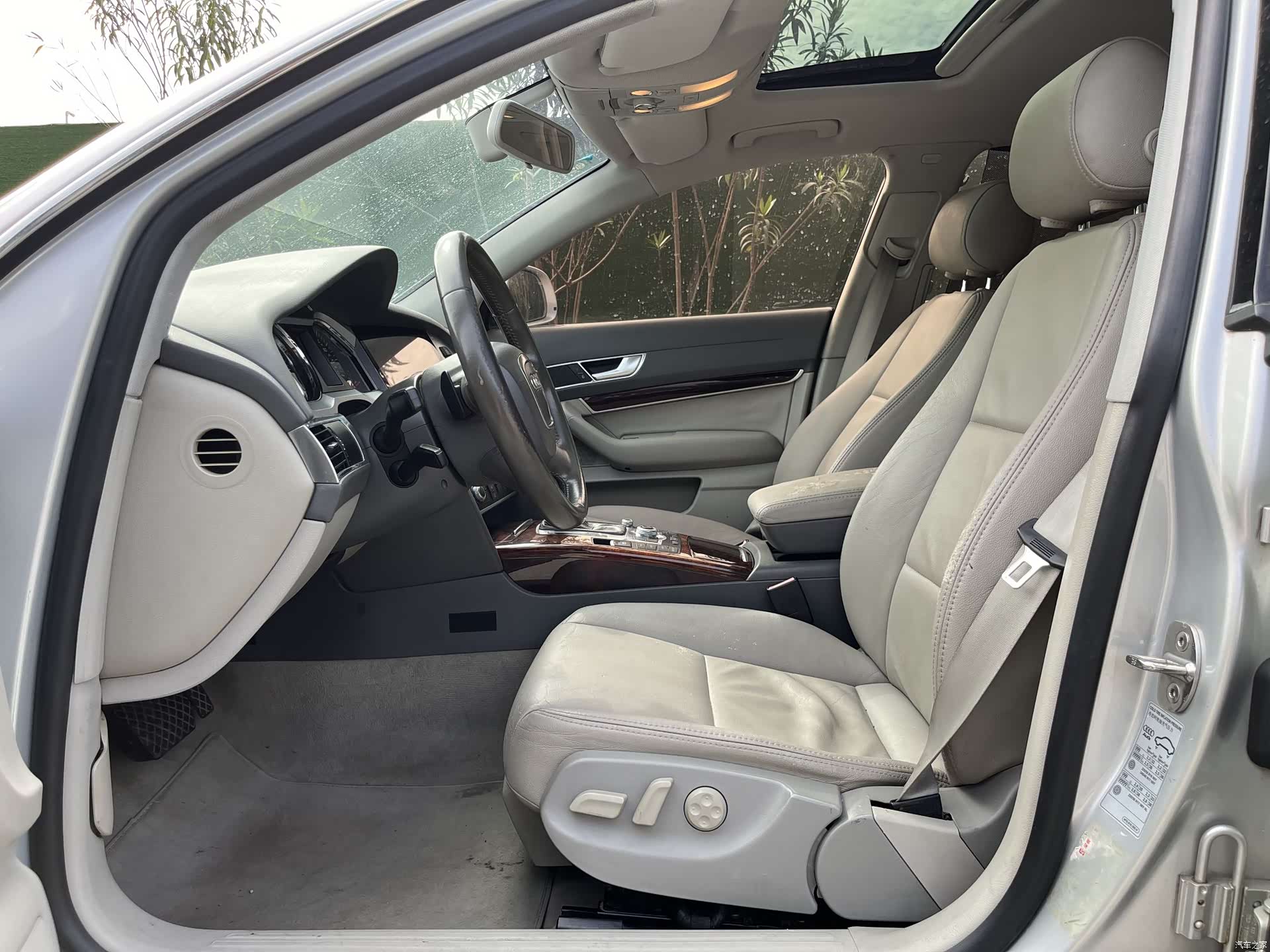 Audi A6L, 2010 7