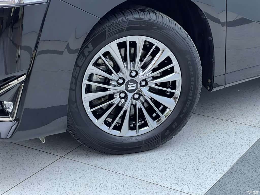 Toyota Vellfire, 2023 33