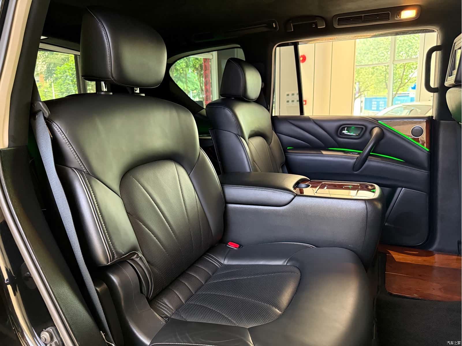 Infiniti QX80, 2017 14