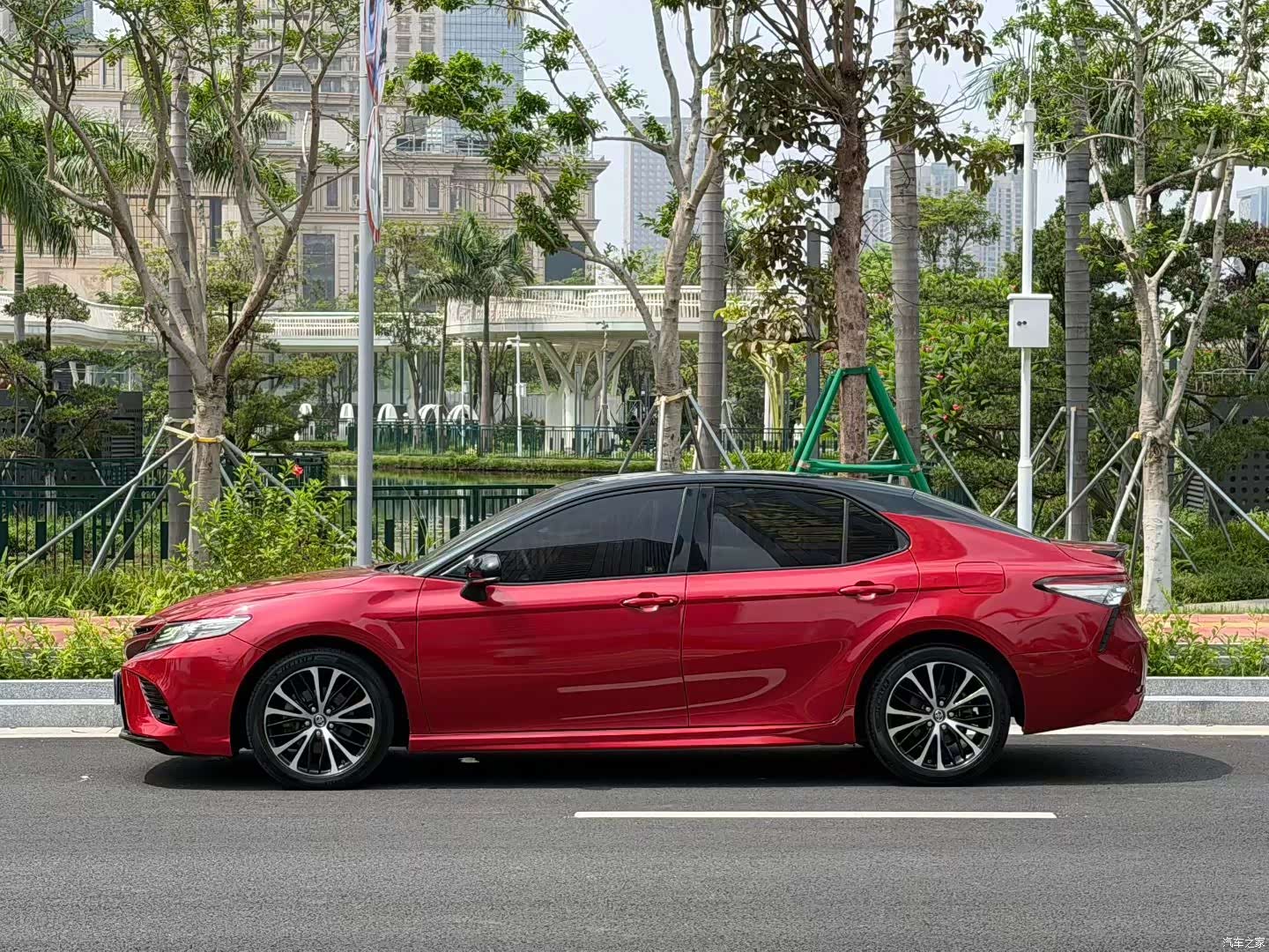 Toyota Camry, 2018 3