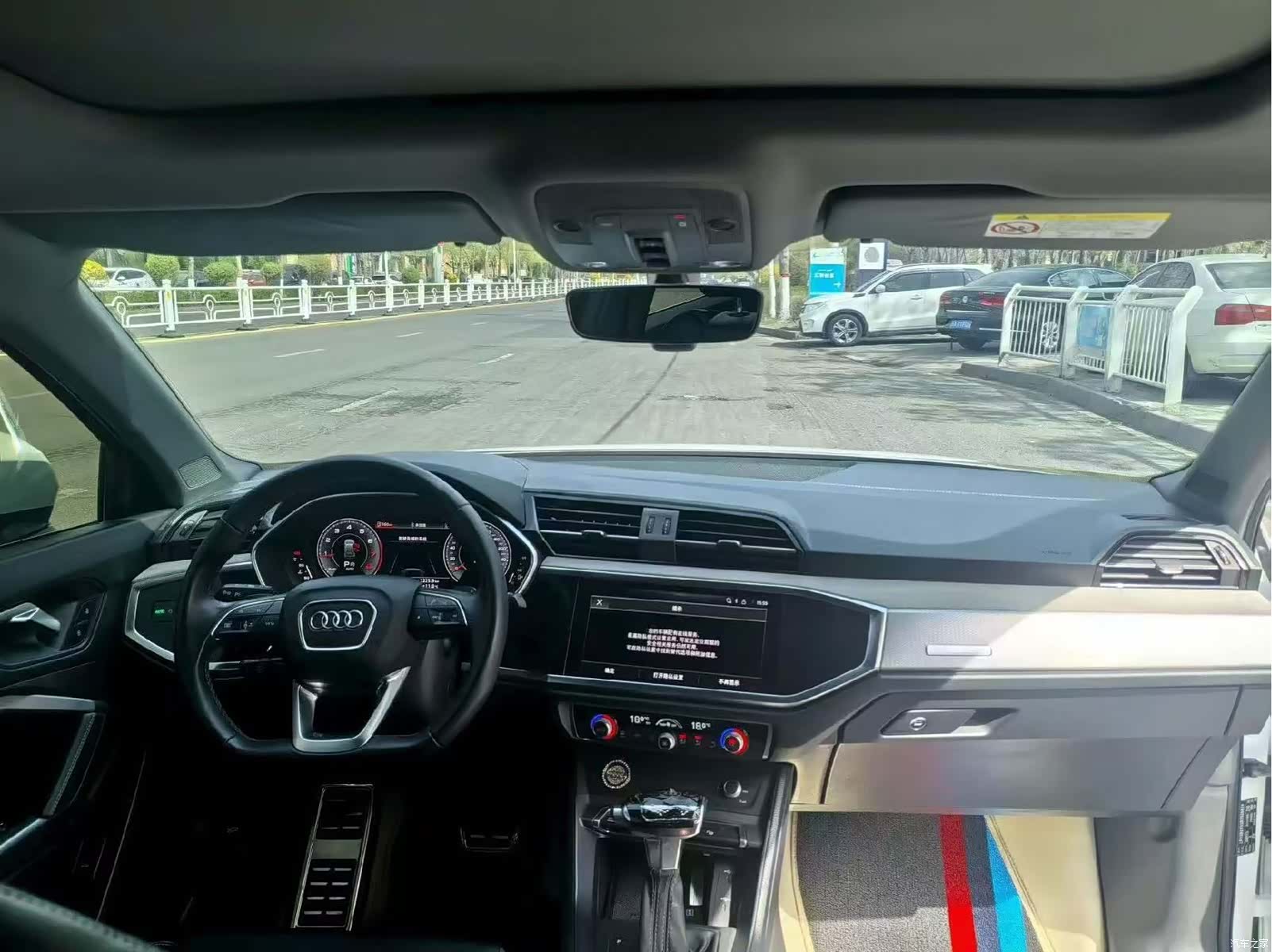 Audi Q3, 2025 4