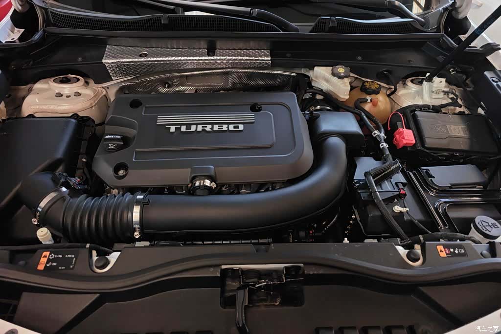 Cadillac XT4, 2019 10
