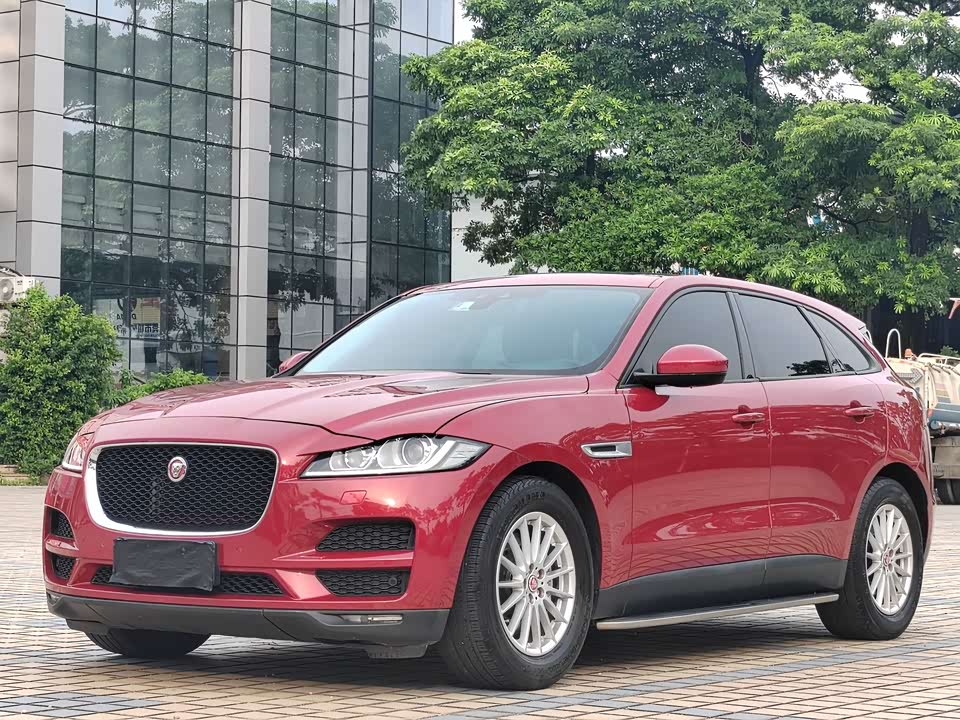 Jaguar F-PACE Jaguar F-PACE