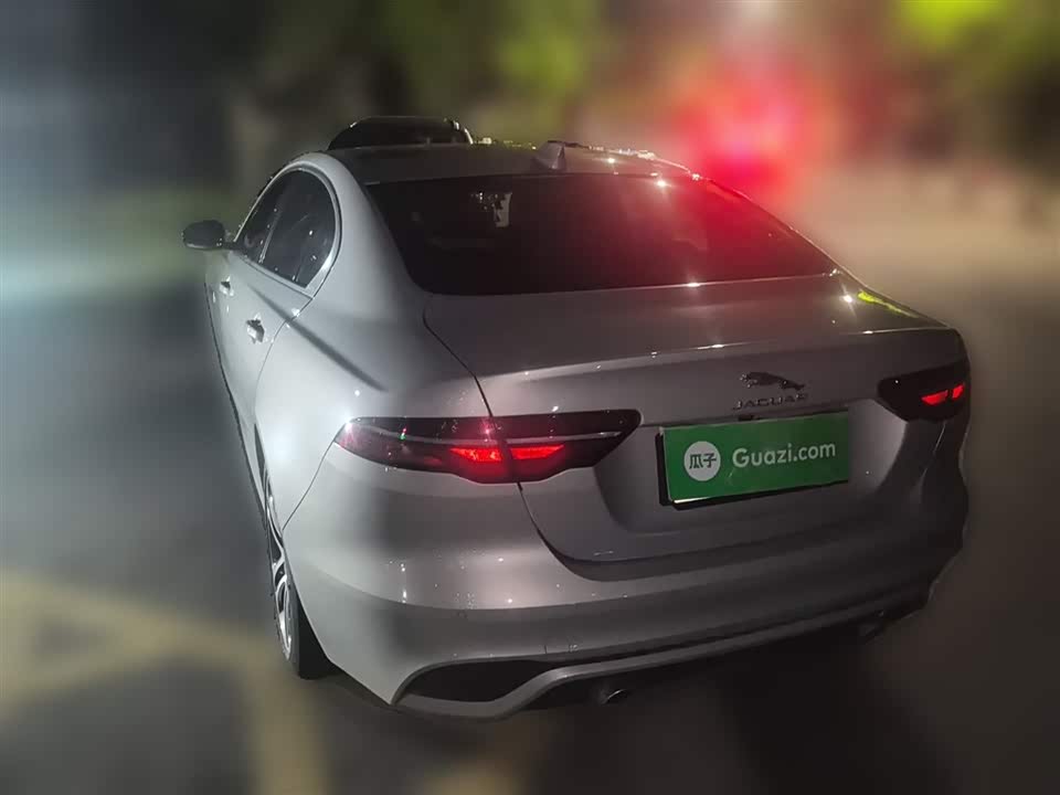 Jaguar XEL Jaguar XEL