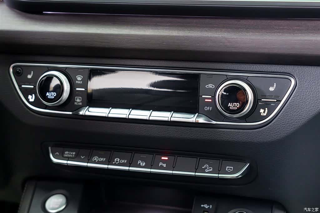 Audi Q5L, 2024 15