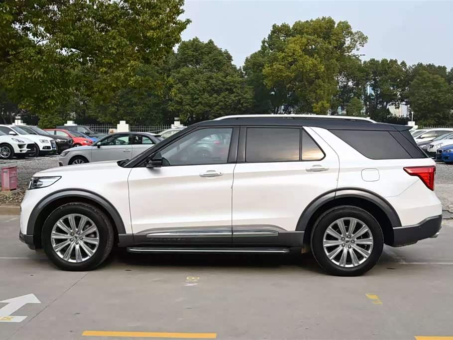 Ford Explorer Ford Explorer