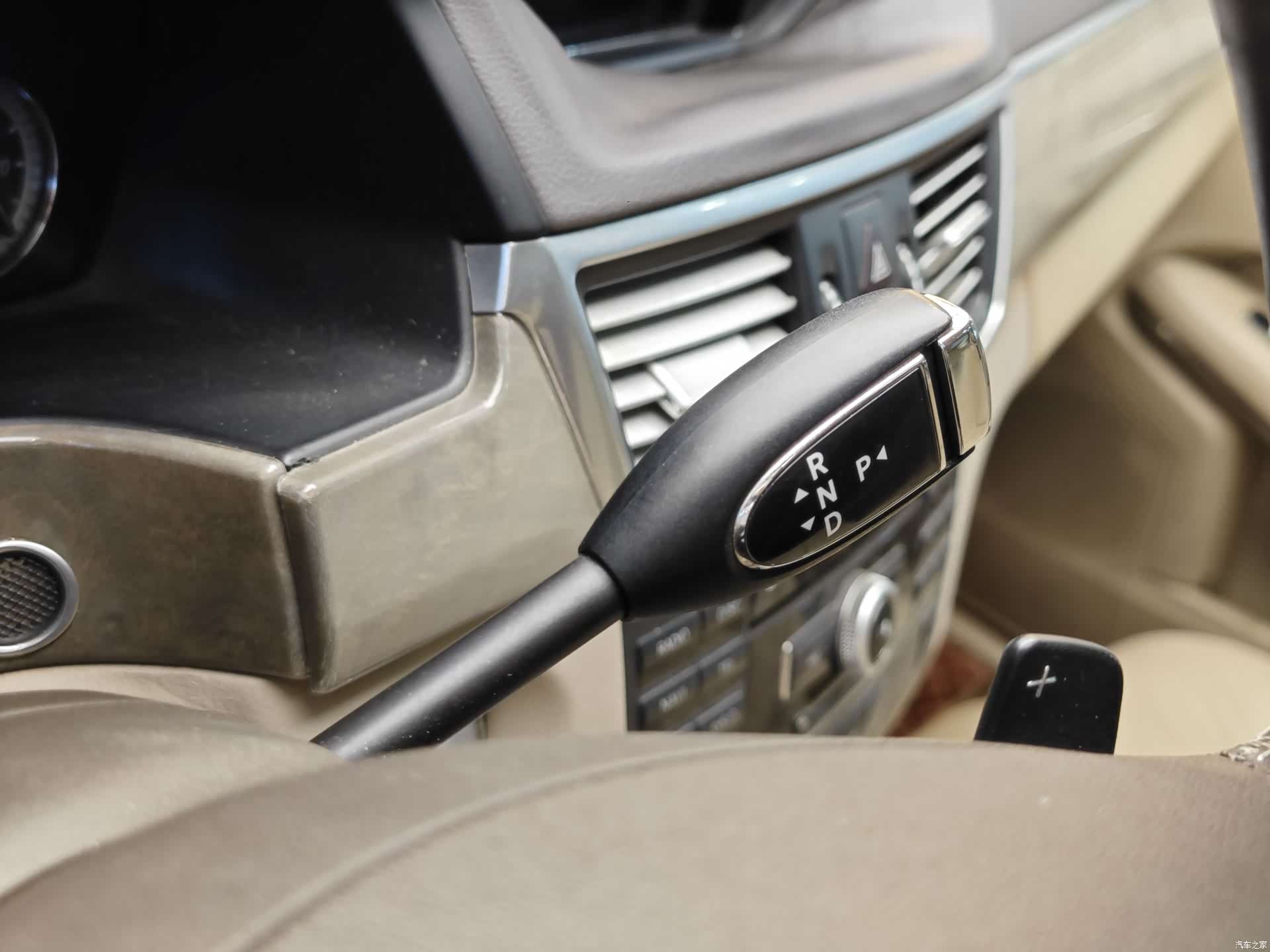 Mercedes-Benz E-Class, 2009 15