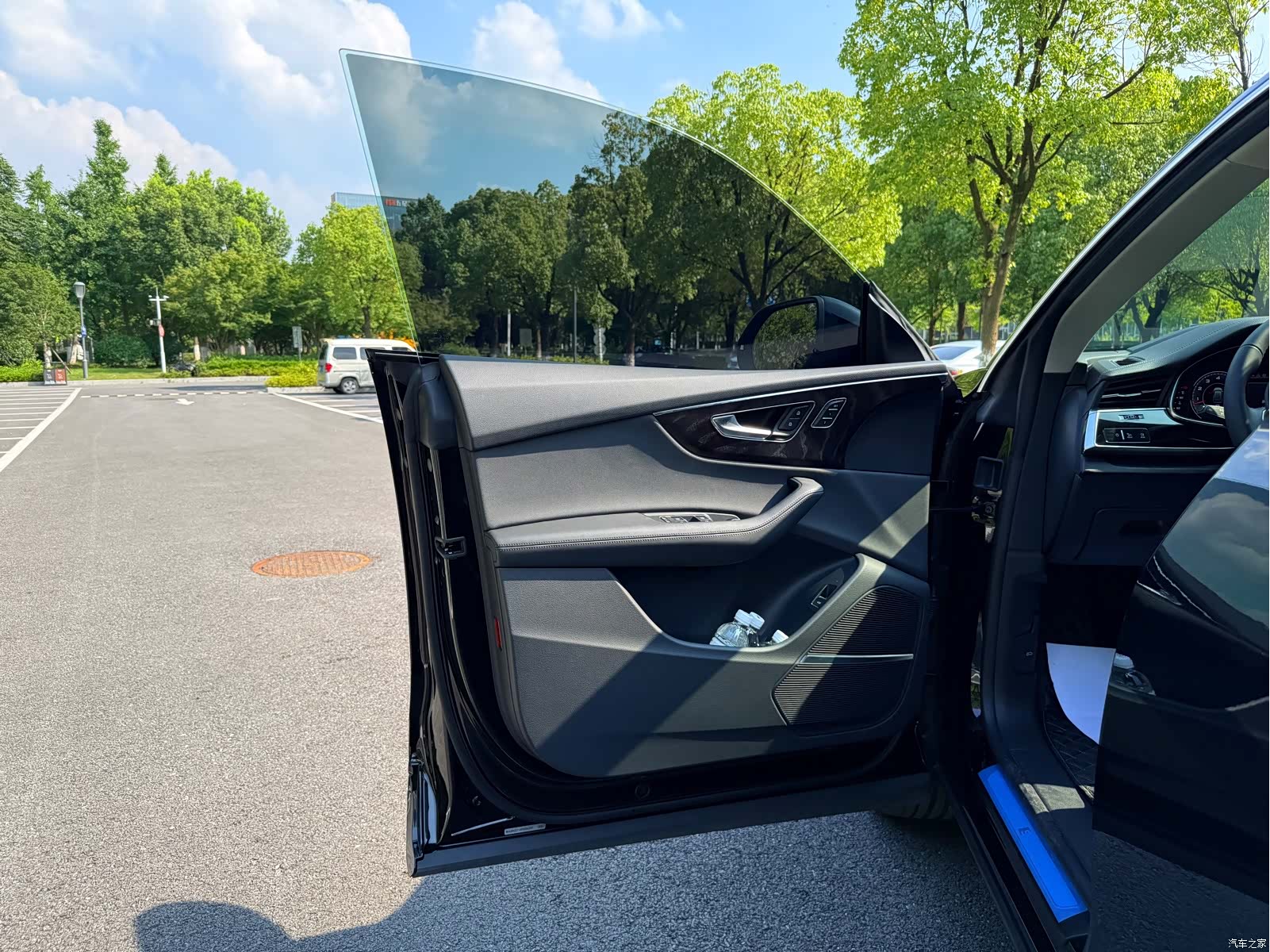 Audi Q8, 2024 18