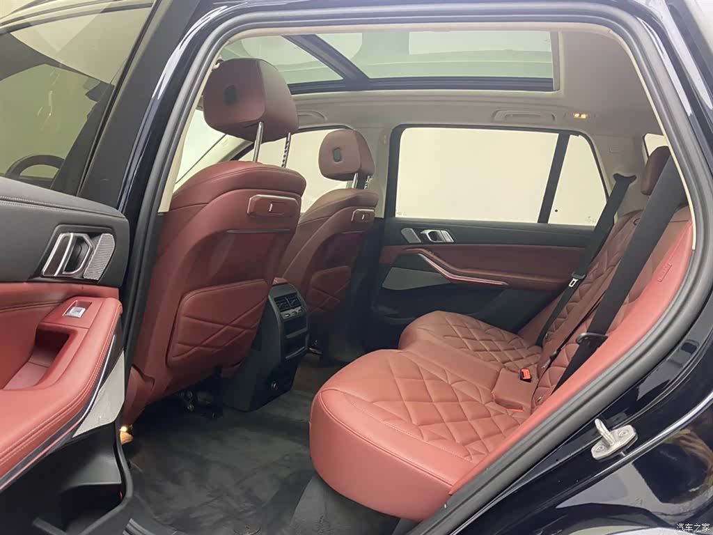 BMW X5, 2024 22