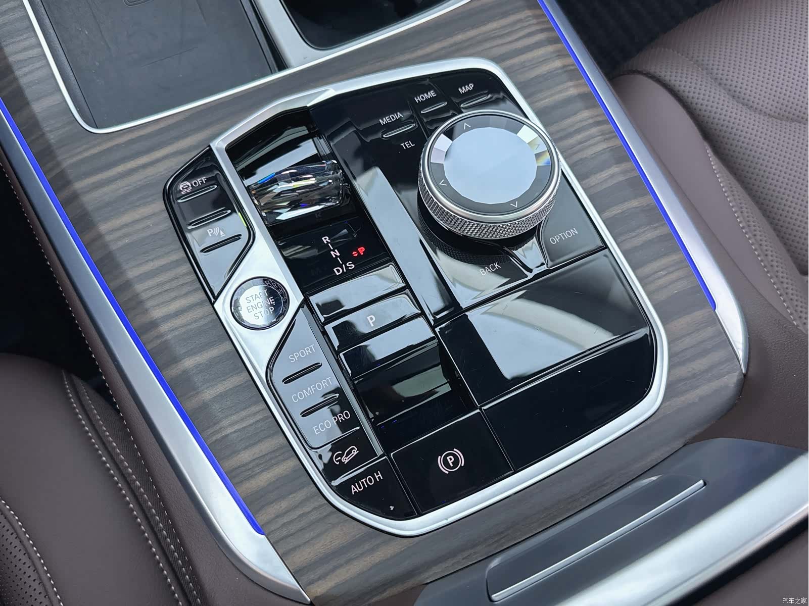 BMW X5, 2025 все фото