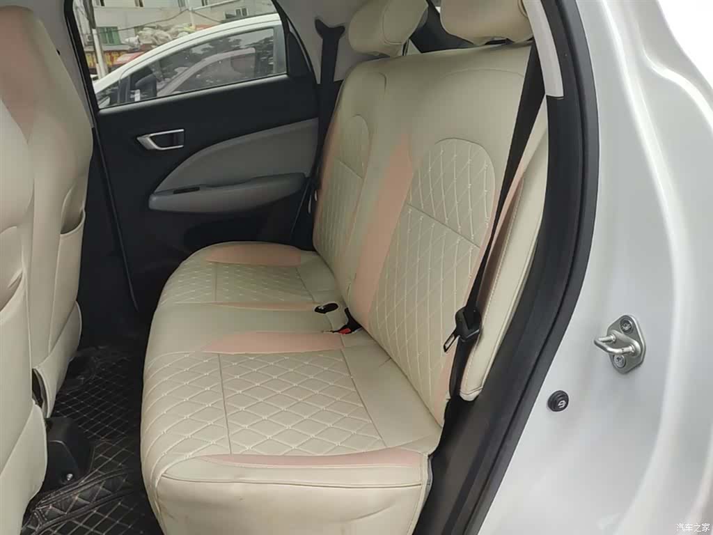 Leapmotor T03, 2024 17