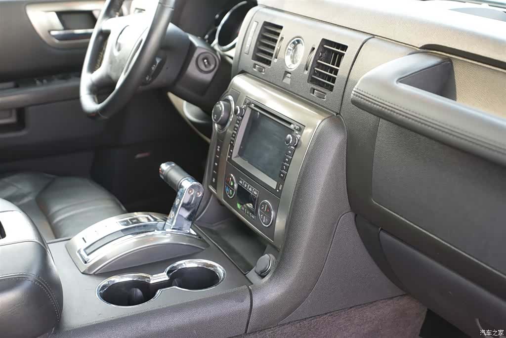 Hummer H2, 2010 19