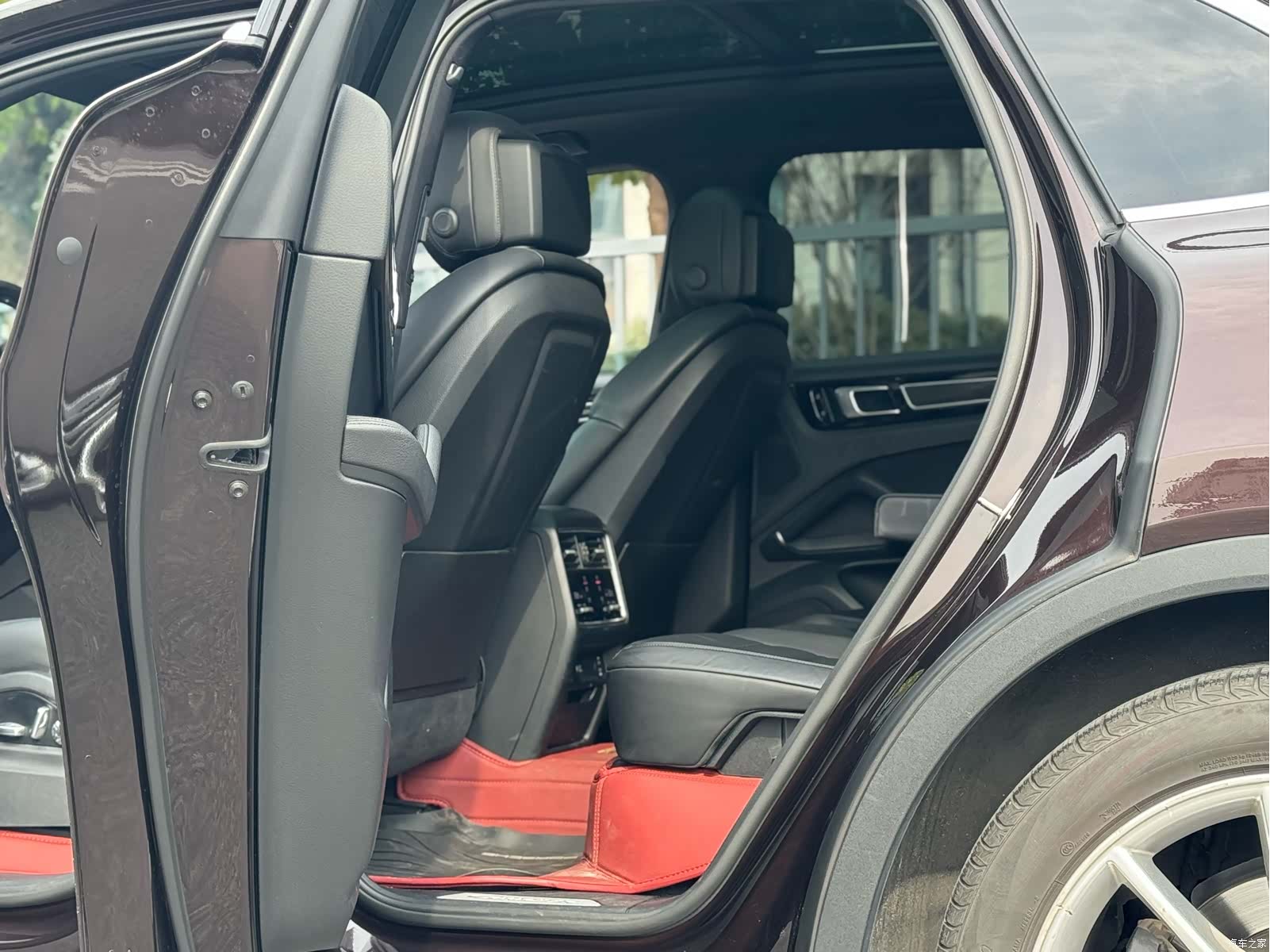 Porsche Cayenne, 2020 12
