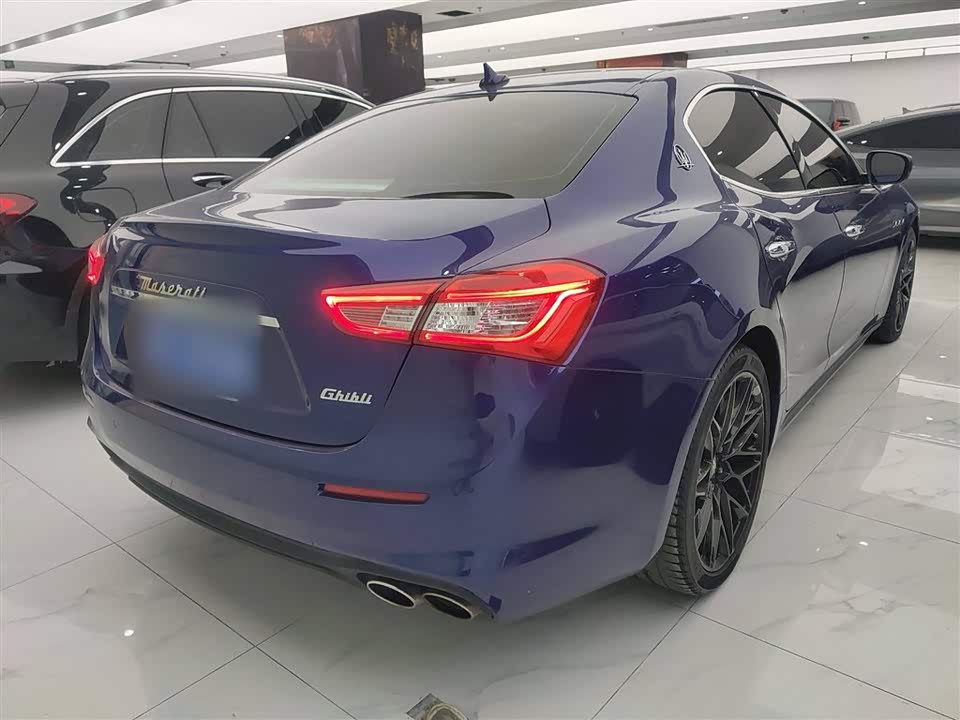 Maserati Ghibli