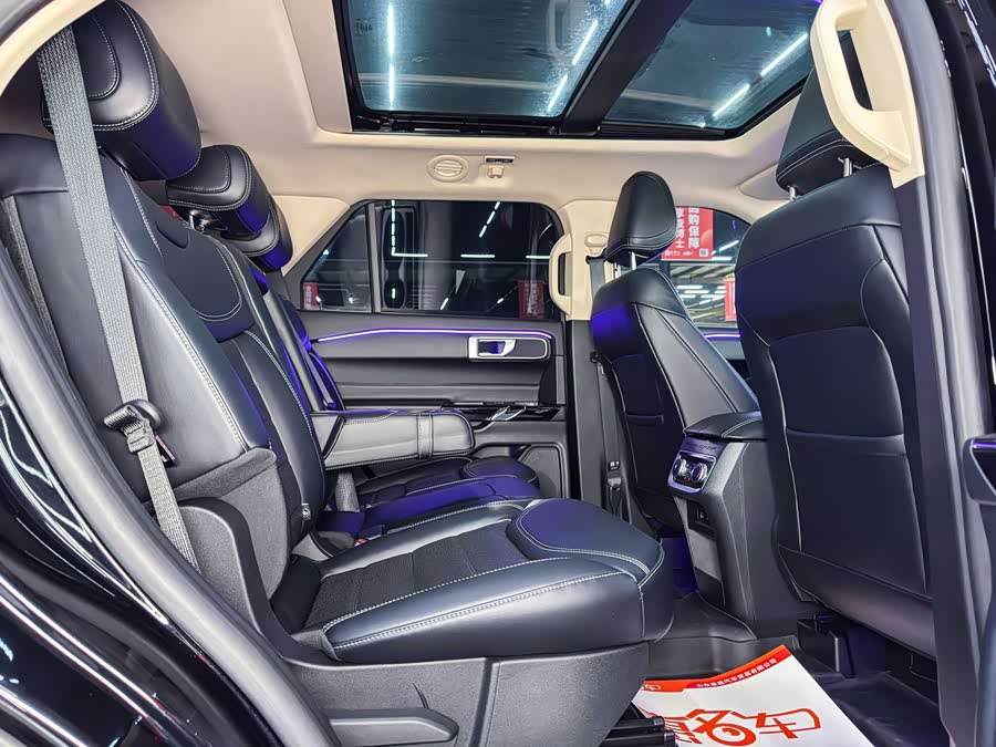 Ford Explorer 2024, фото 18