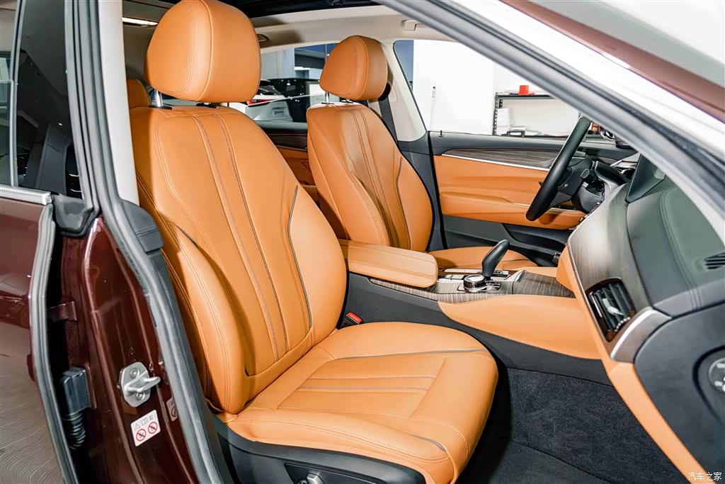 BMW 6 Series GT, 2018 18