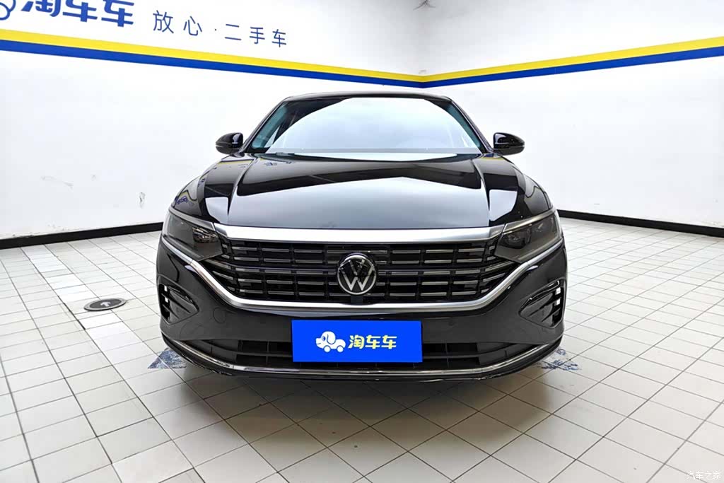 Volkswagen Passat, 2023 2