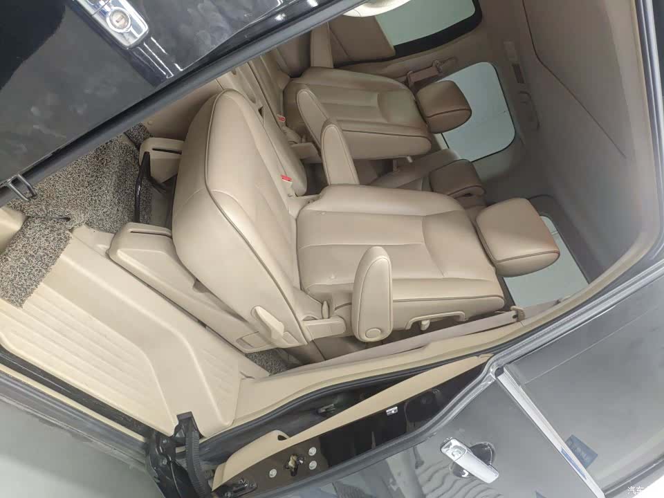 Nissan SL, 2013 13