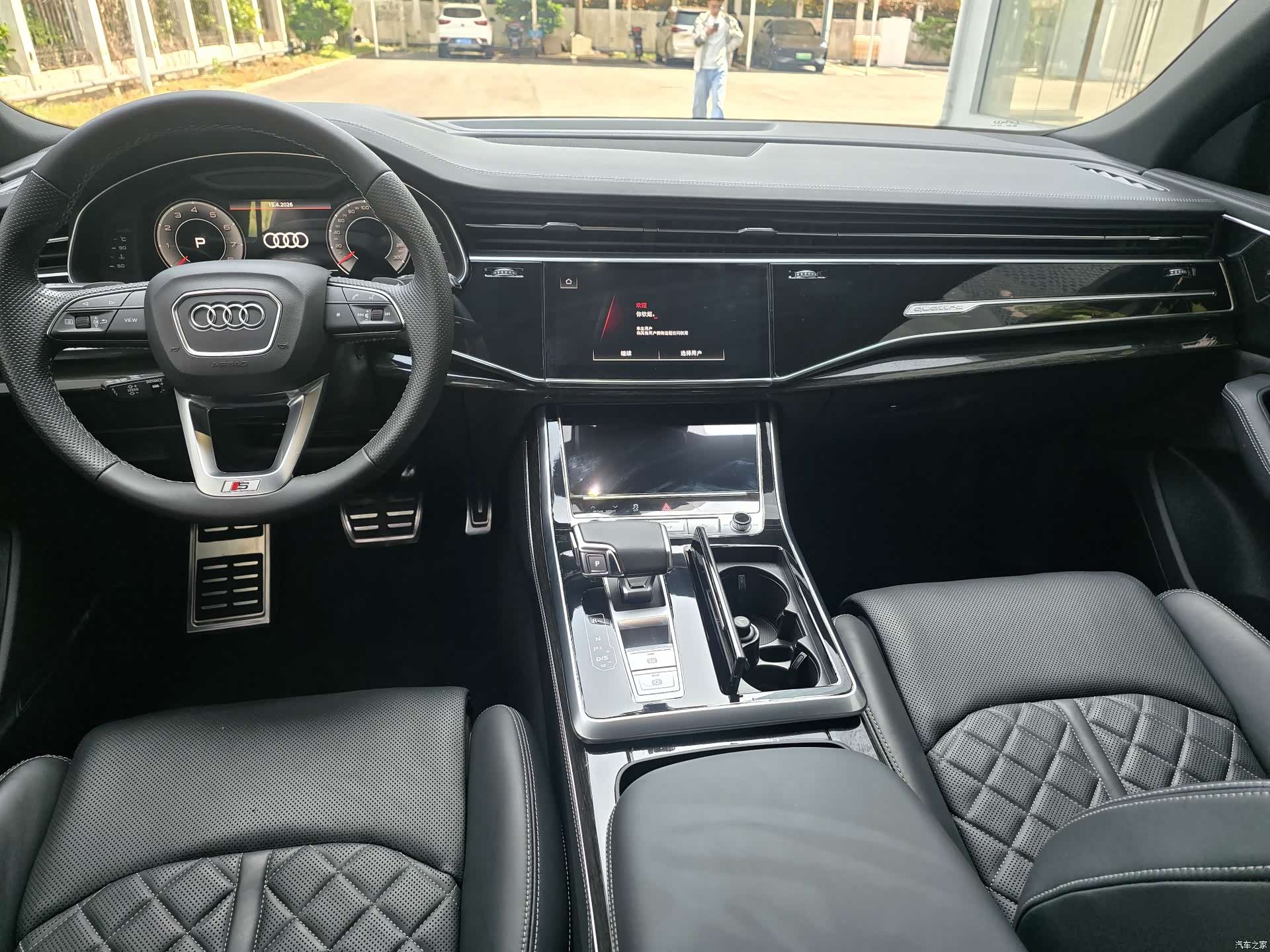 Audi Q8, 2021 все фото