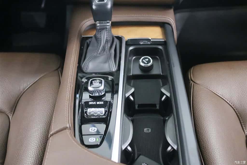 Volvo XC90, 2019 10