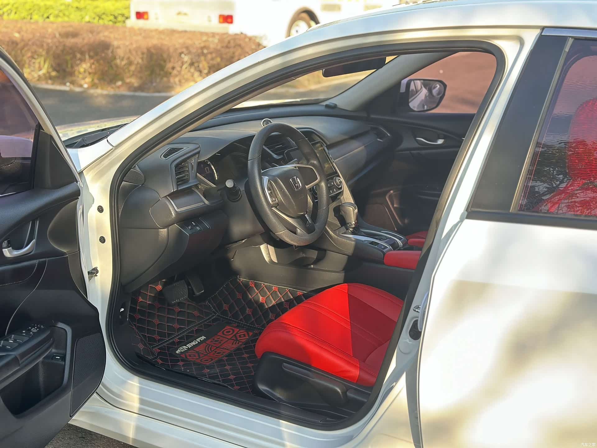 Honda Civic, 2018 7