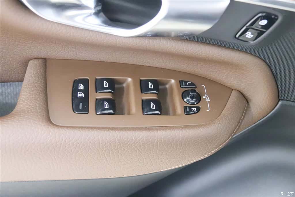 Volvo XC90, 2019 13