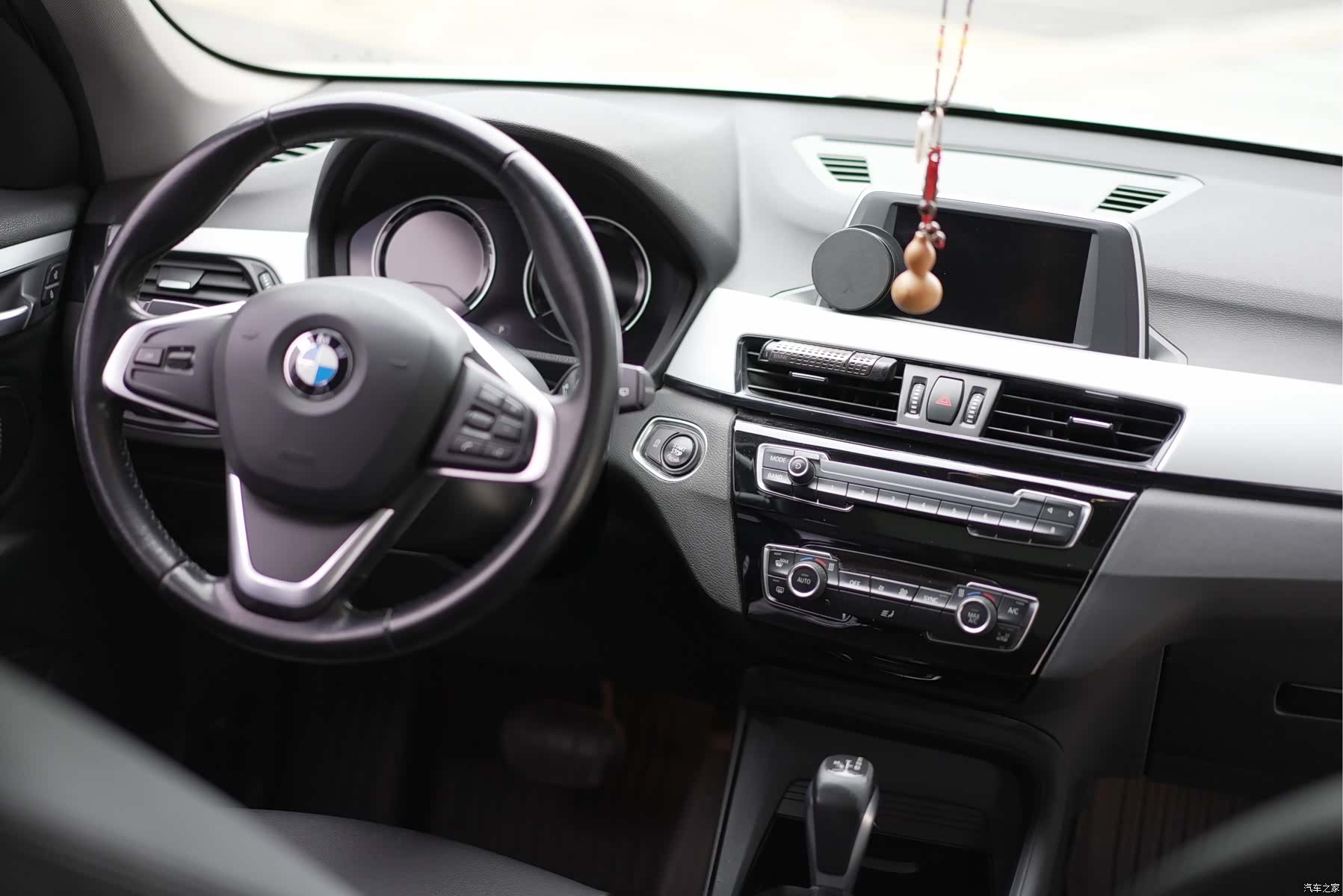 BMW X1, 2018 11