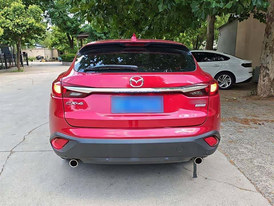 Mazda CX-4