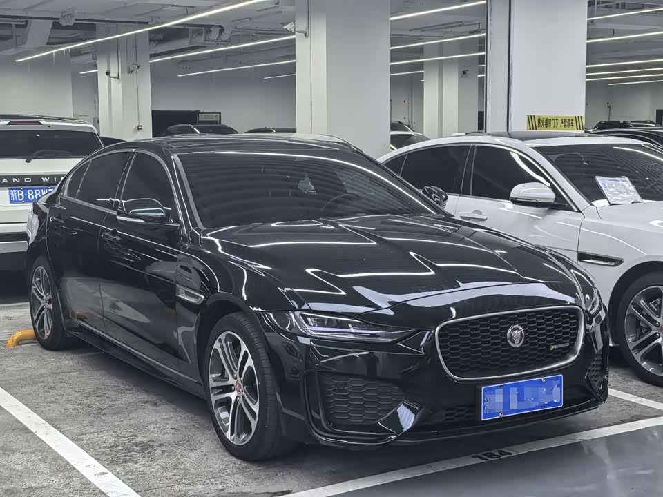 Jaguar XEL Jaguar XEL