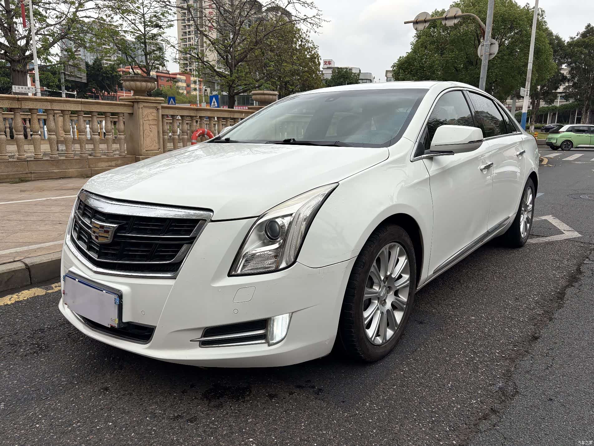 Cadillac XTS, 2016 1