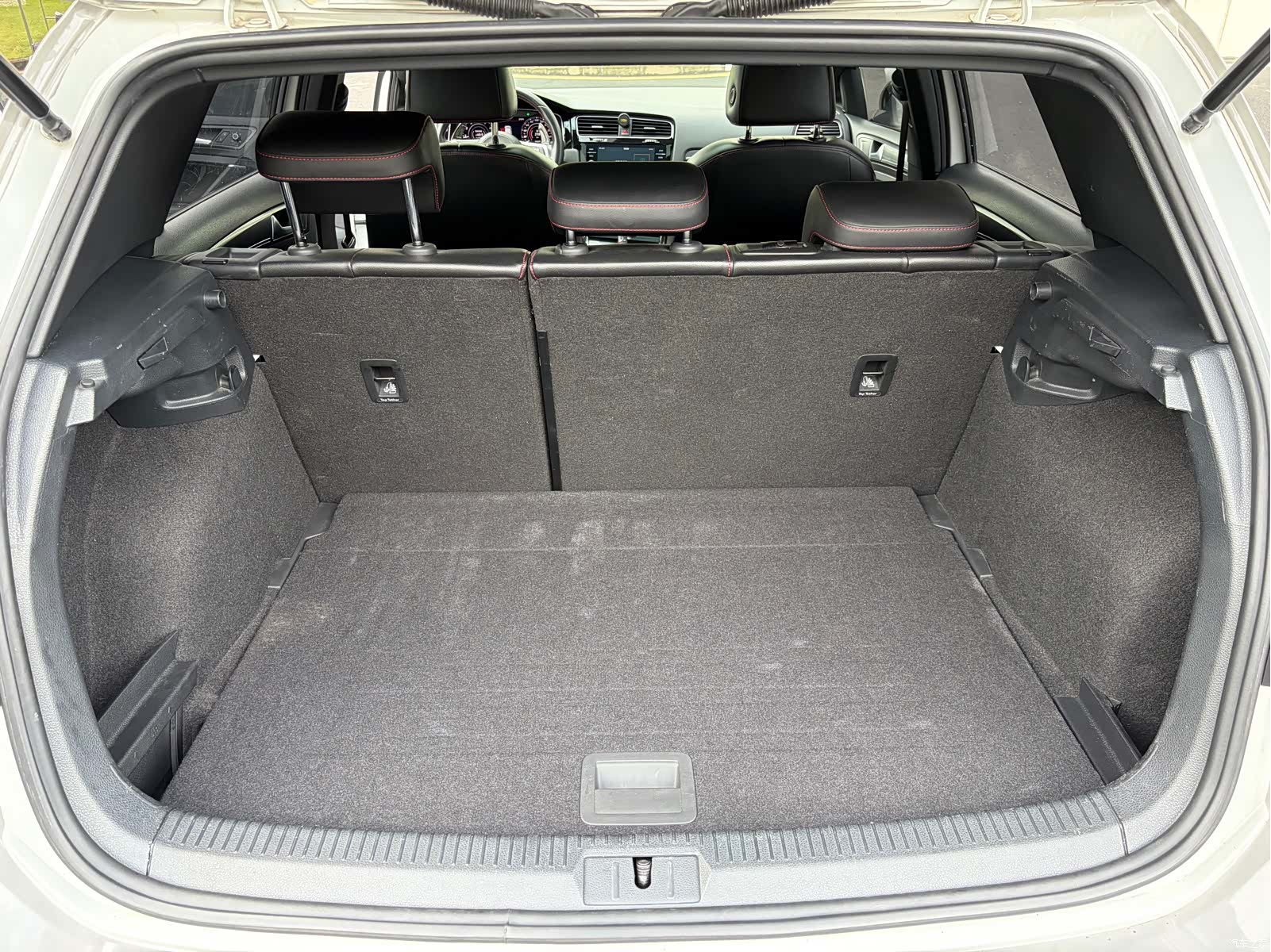 Volkswagen Golf, 2018 15