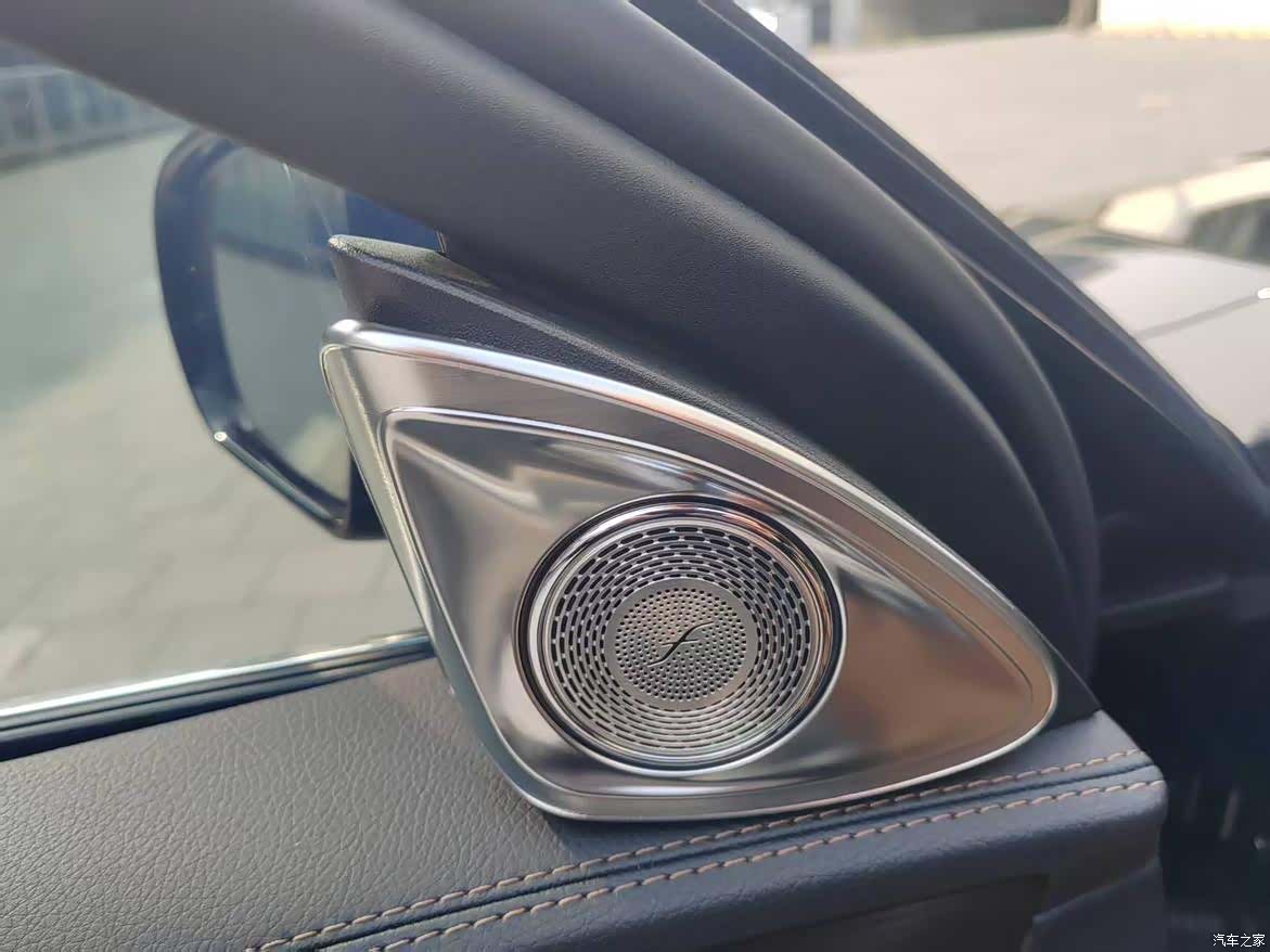 Mercedes-Benz E-Class, 2023 15