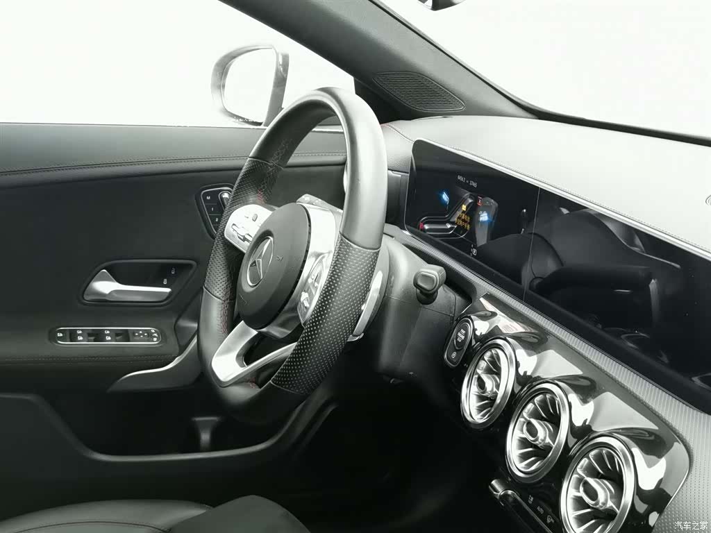 Mercedes-Benz CLA, 2020 22