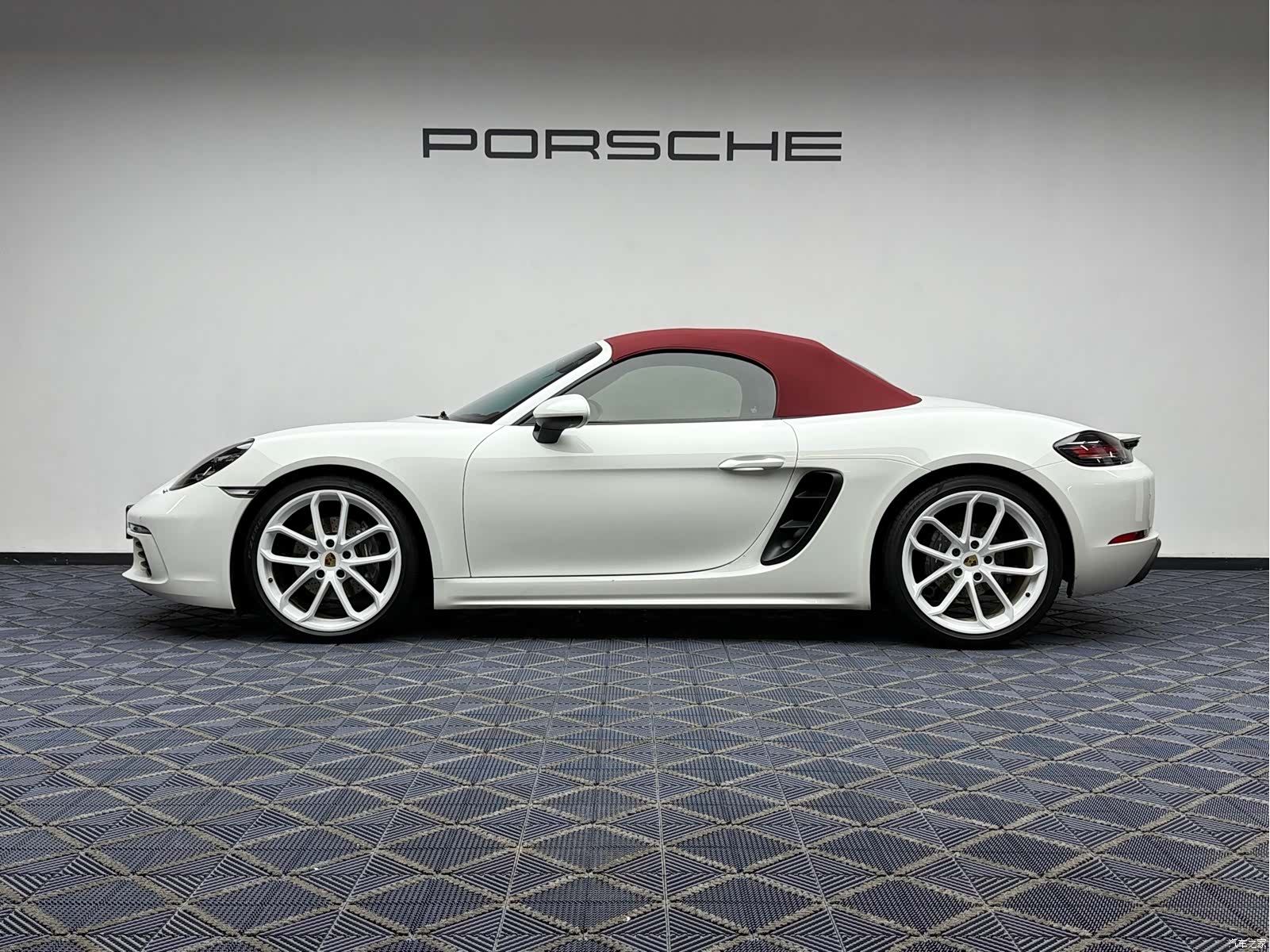 Porsche Boxster, 2024 14
